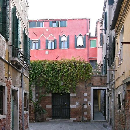 Ca' Centopietre Venedig Exteriör bild
