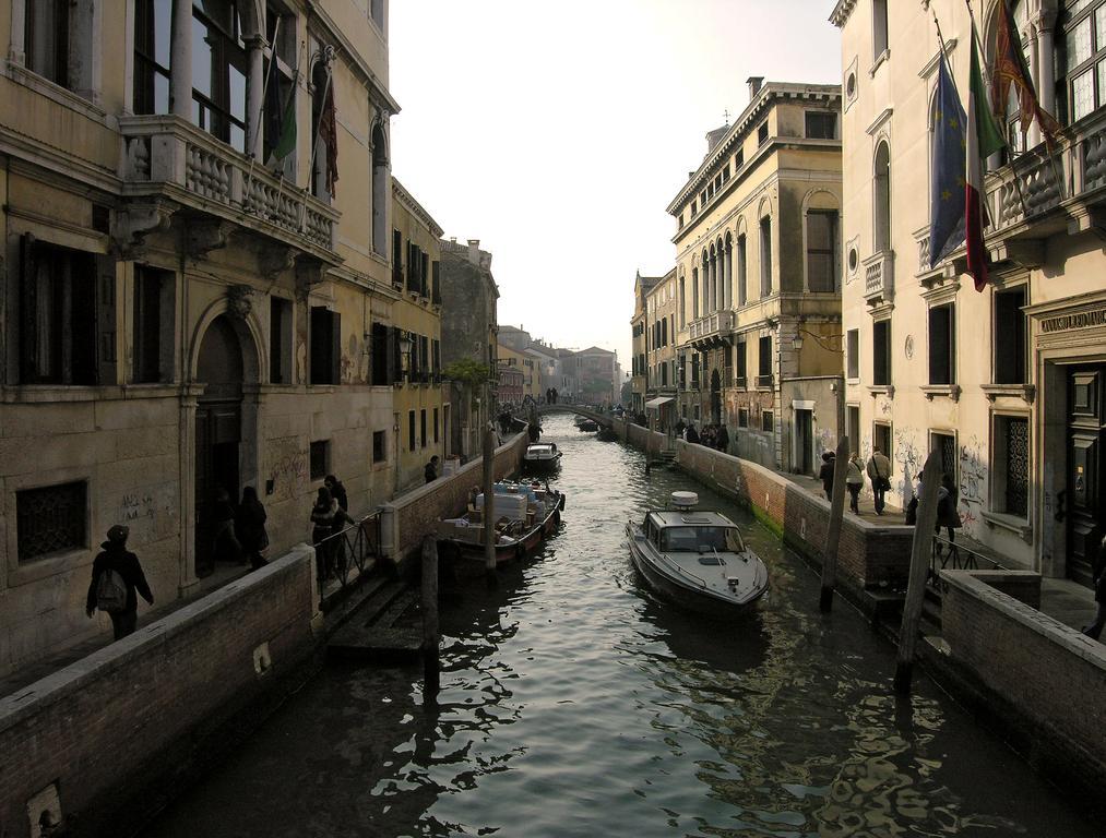 Ca' Centopietre Venedig Exteriör bild